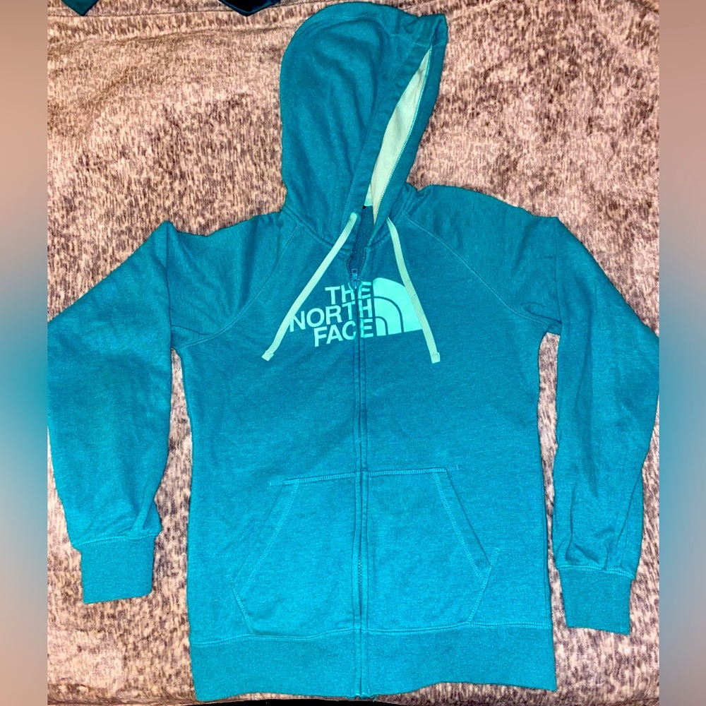 Women’s north face zip up hoodie